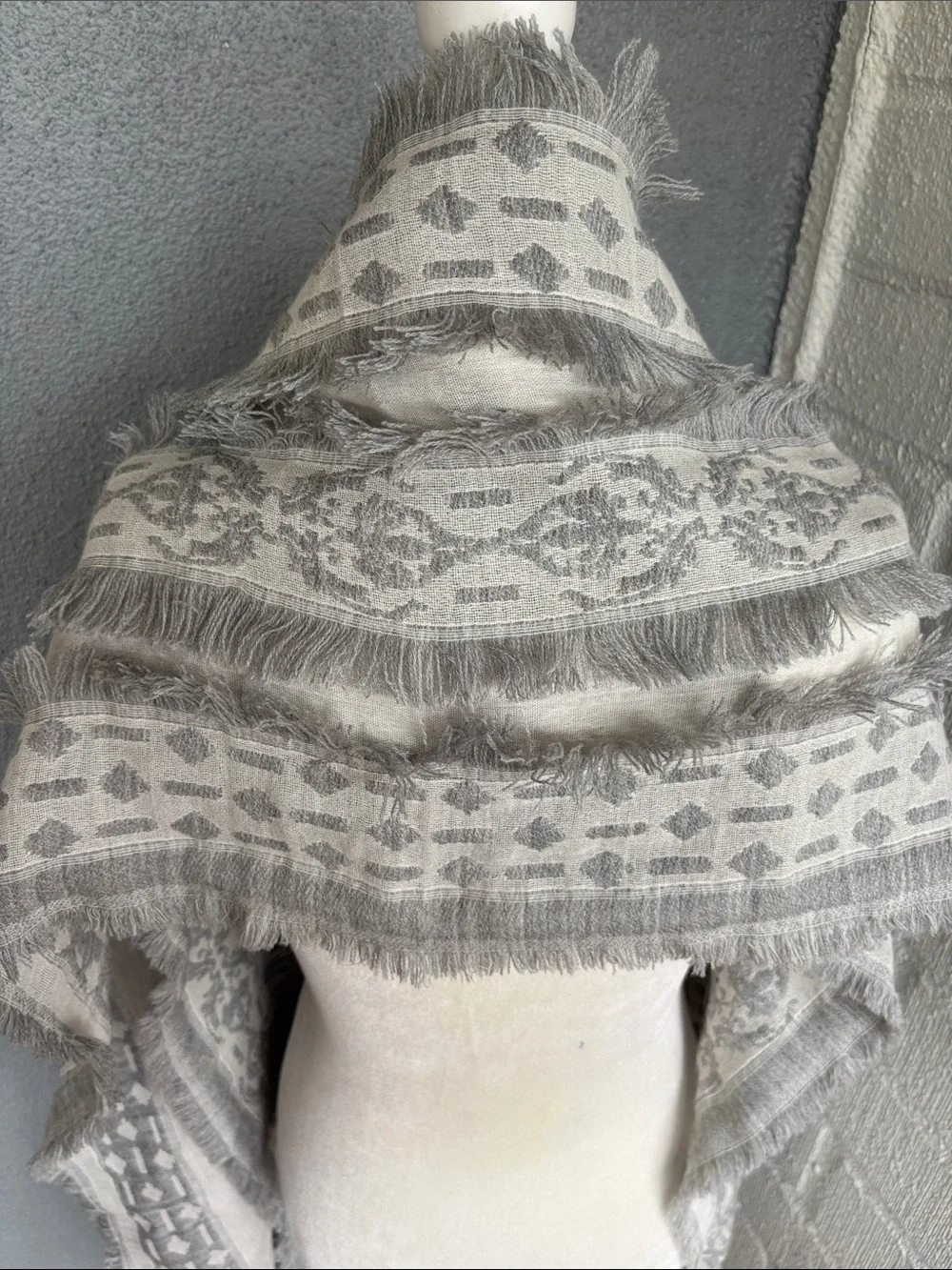 Echo lightweight gray